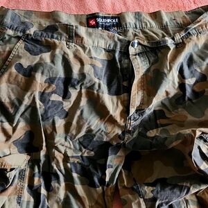 Mens SOUTHPOLE Shorts Size 48